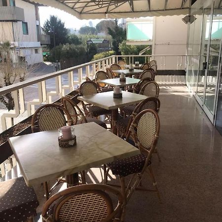 Hotel Riviera Nuova Gestione Каттолика Экстерьер фото