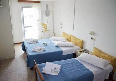 Hotel Riviera Nuova Gestione Каттолика Экстерьер фото