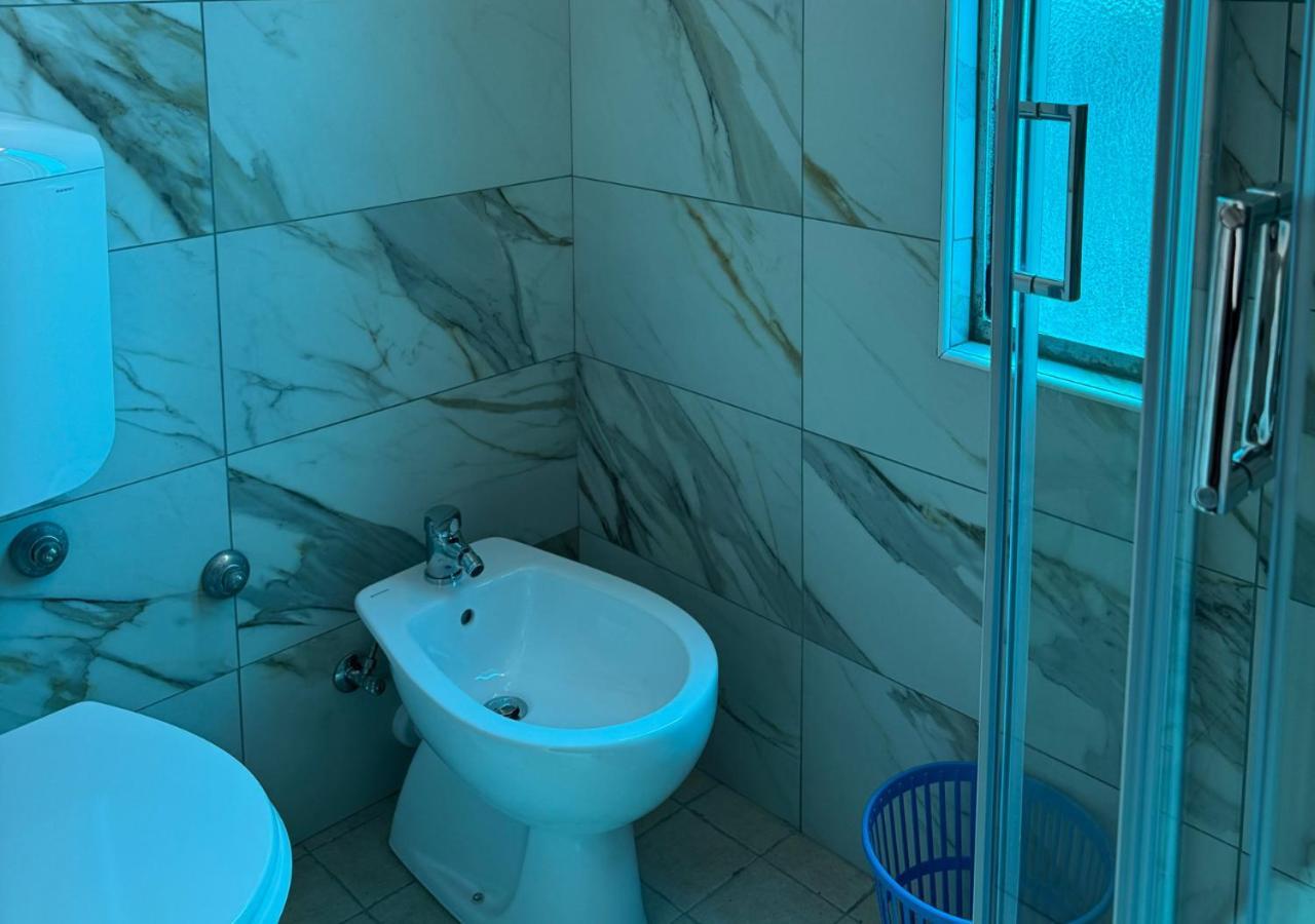 Hotel Riviera Nuova Gestione Каттолика Экстерьер фото