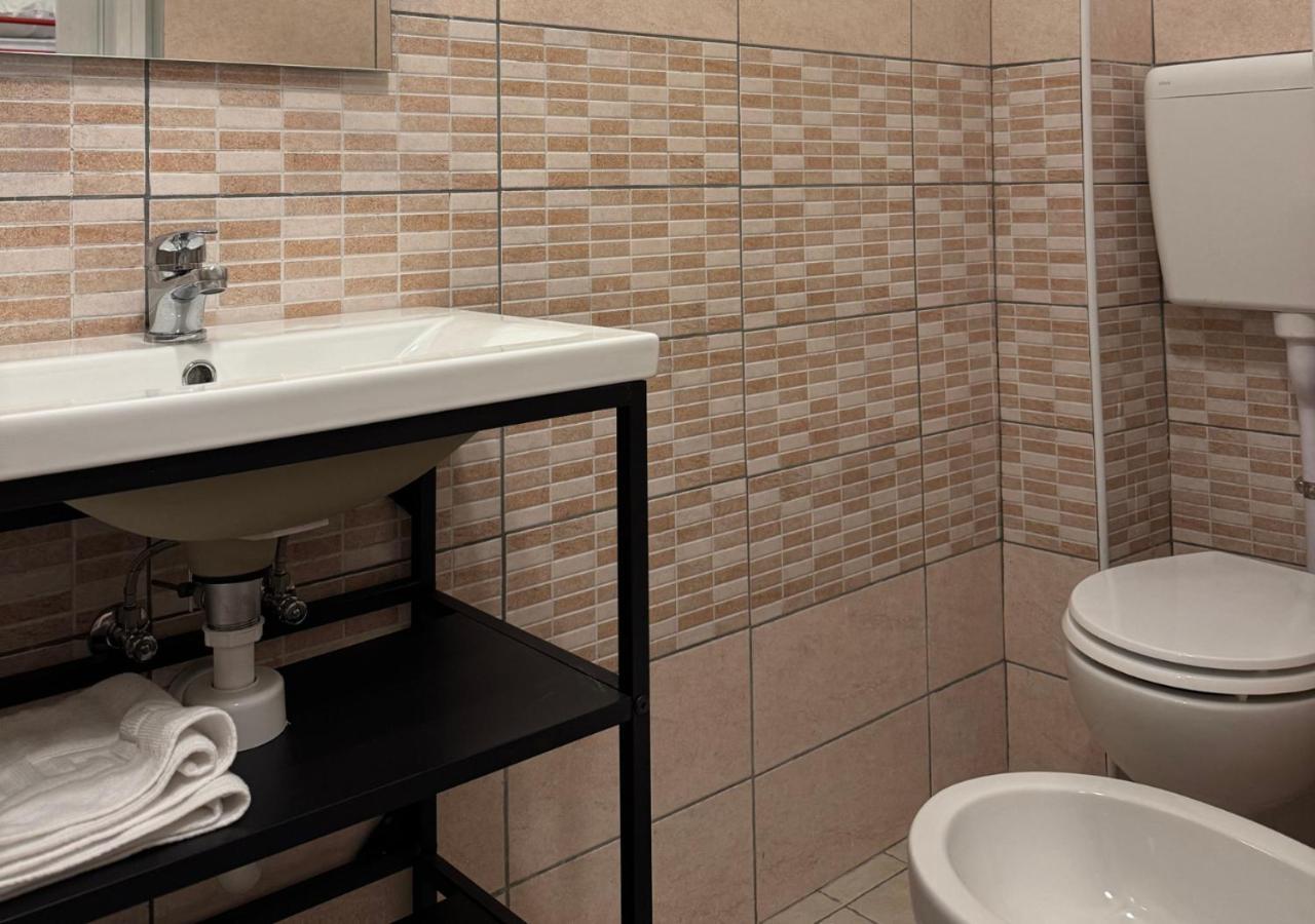 Hotel Riviera Nuova Gestione Каттолика Экстерьер фото